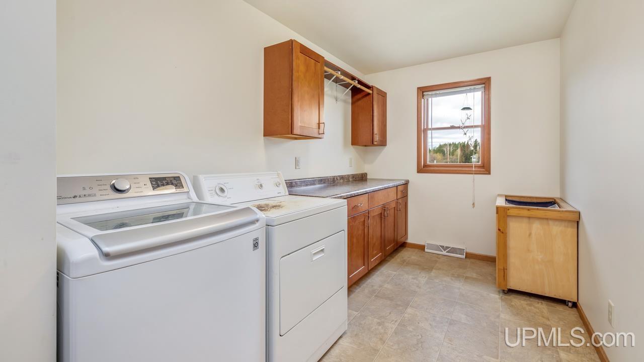 6230 East 5th Road Bark River, MI 49807 - Photo 28 of 48