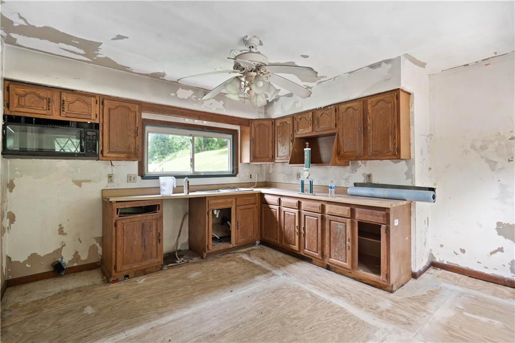 797 Webster Hollow Road Rostraver Township, PA 15012 - Photo 7 of 21 Gallery Image 7