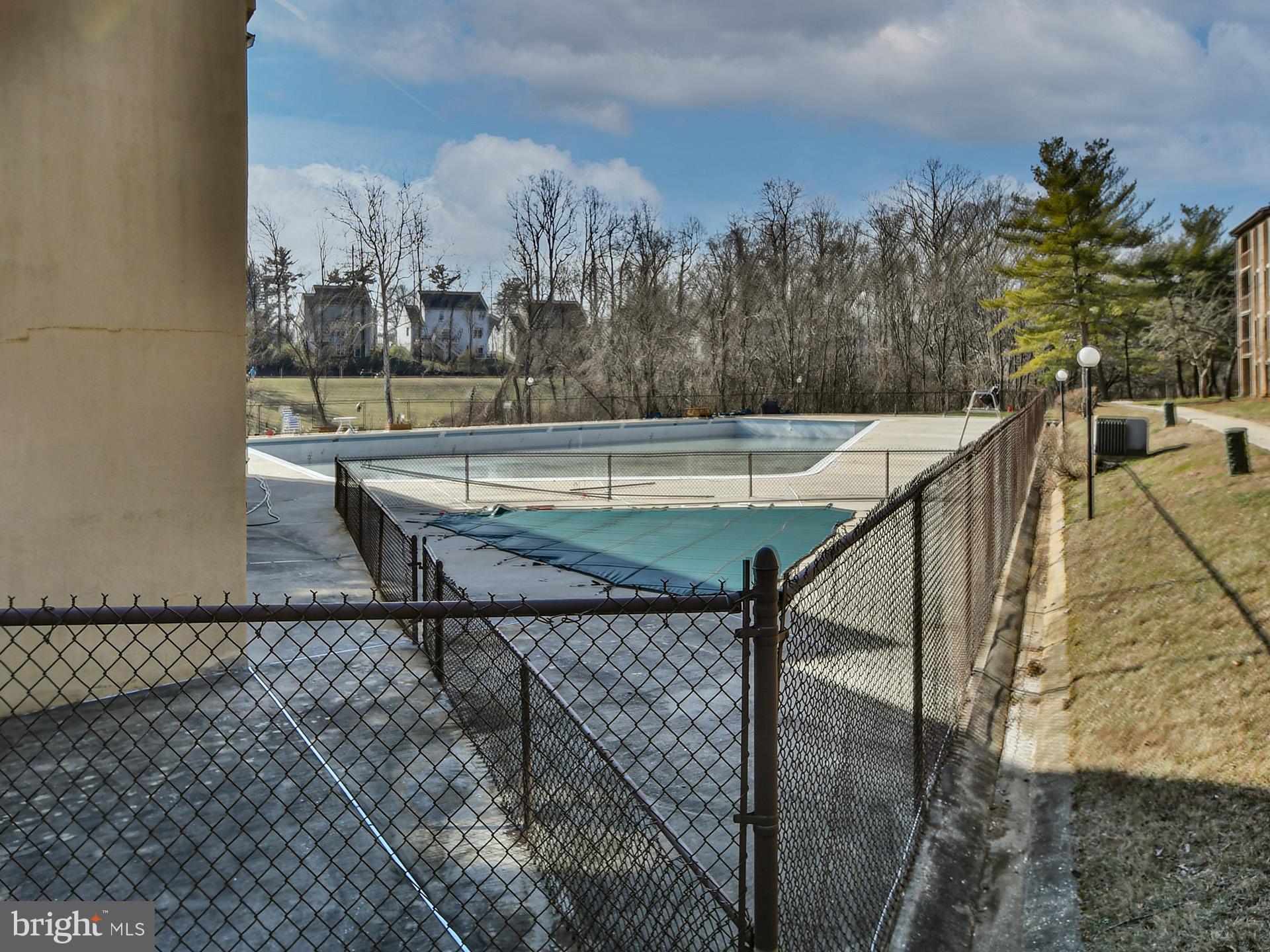15605 Dorset Road, Unit 202 Laurel, MD 20707 - Photo 25 of 26 Pool