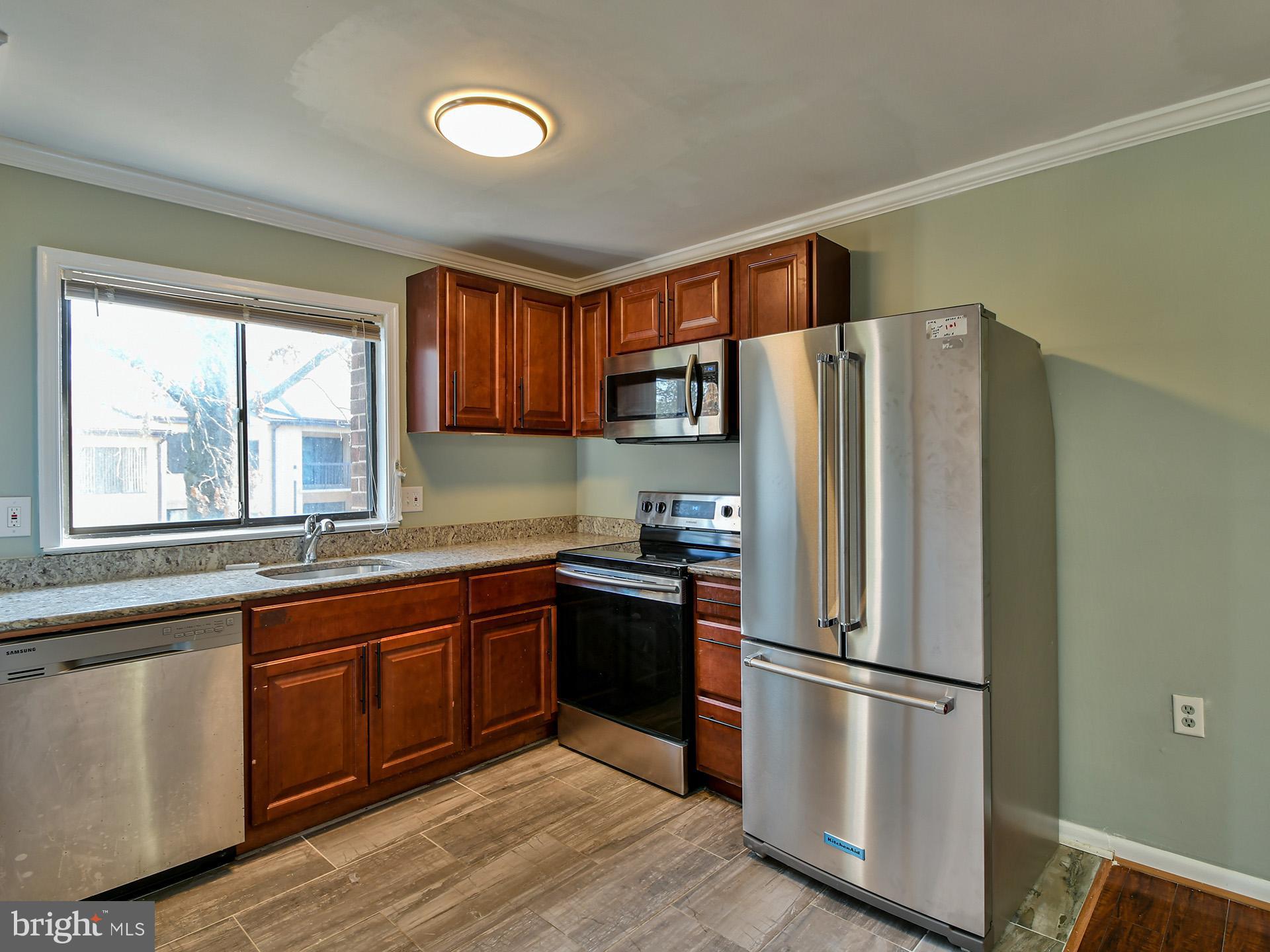 15605 Dorset Road, Unit 202 Laurel, MD 20707 - Photo 8 of 26 Kitchen
