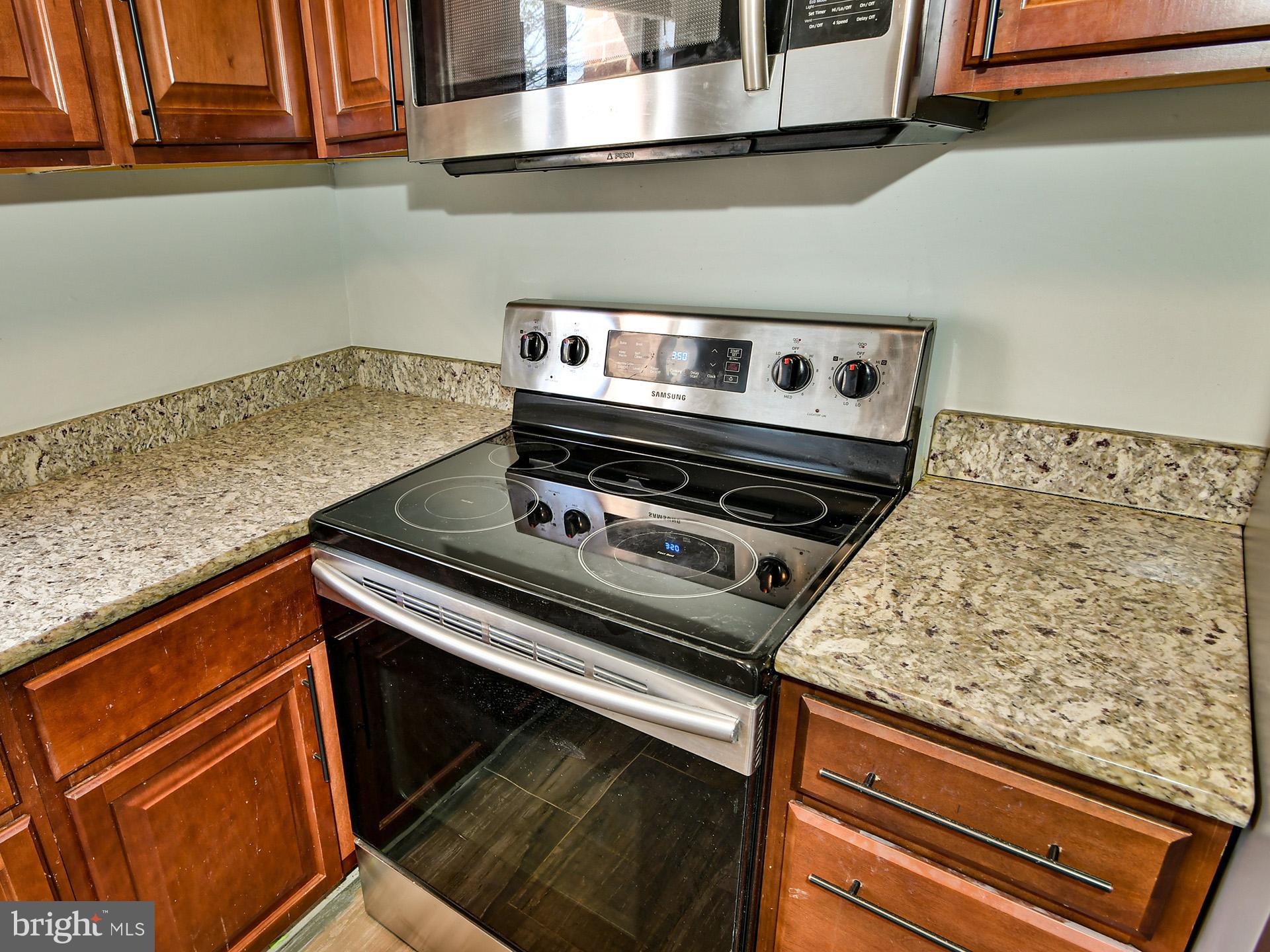 15605 Dorset Road, Unit 202 Laurel, MD 20707 - Photo 10 of 26 Kitchen