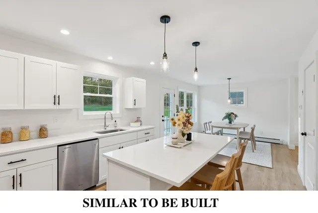 $535,000 | 4 Feldspar Lane, Unit 31, Cumberland Center, ME 04021