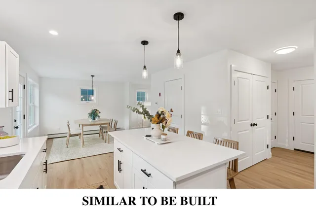 $535,000 | 4 Feldspar Lane, Unit 31, Cumberland Center, ME 04021