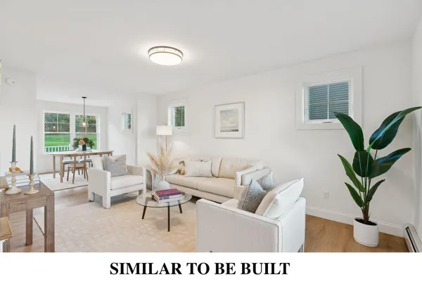 $535,000 | 4 Feldspar Lane, Unit 31, Cumberland Center, ME 04021