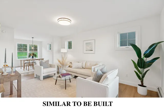 $535,000 | 4 Feldspar Lane, Unit 31, Cumberland Center, ME 04021