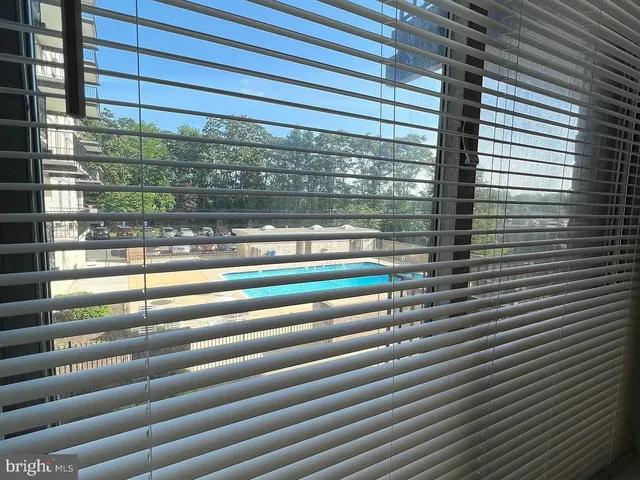 a view of entryway with a glass door