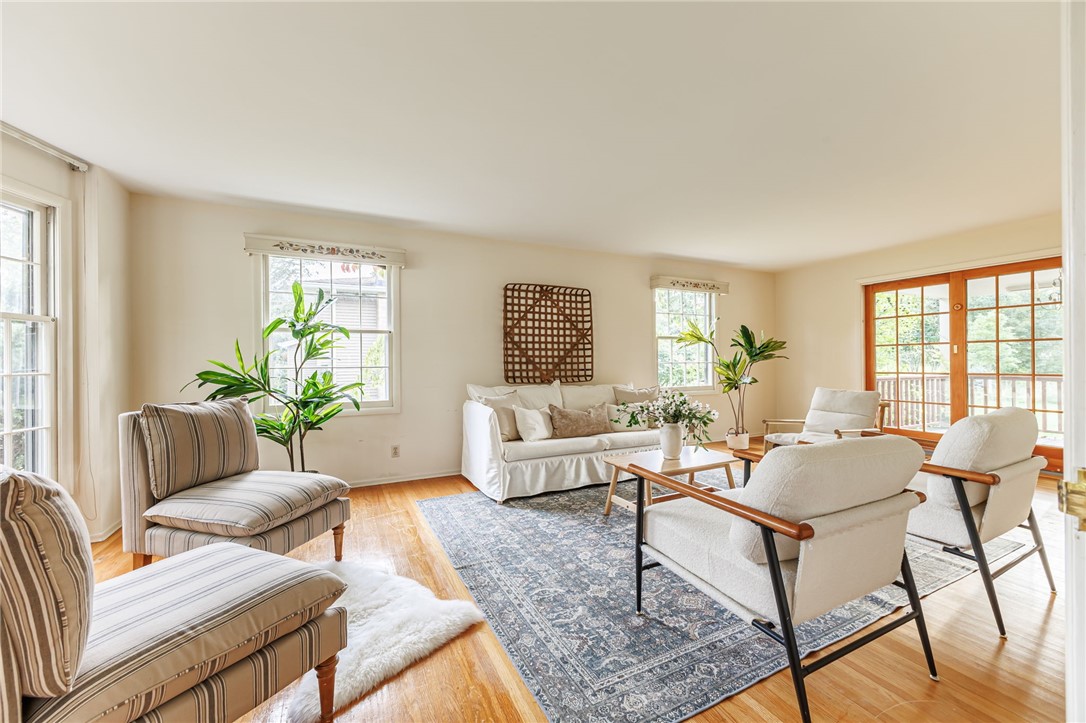 5 Buchanan Road Pittsford, NY 14534 - Photo 6 of 42 Gallery Image 6