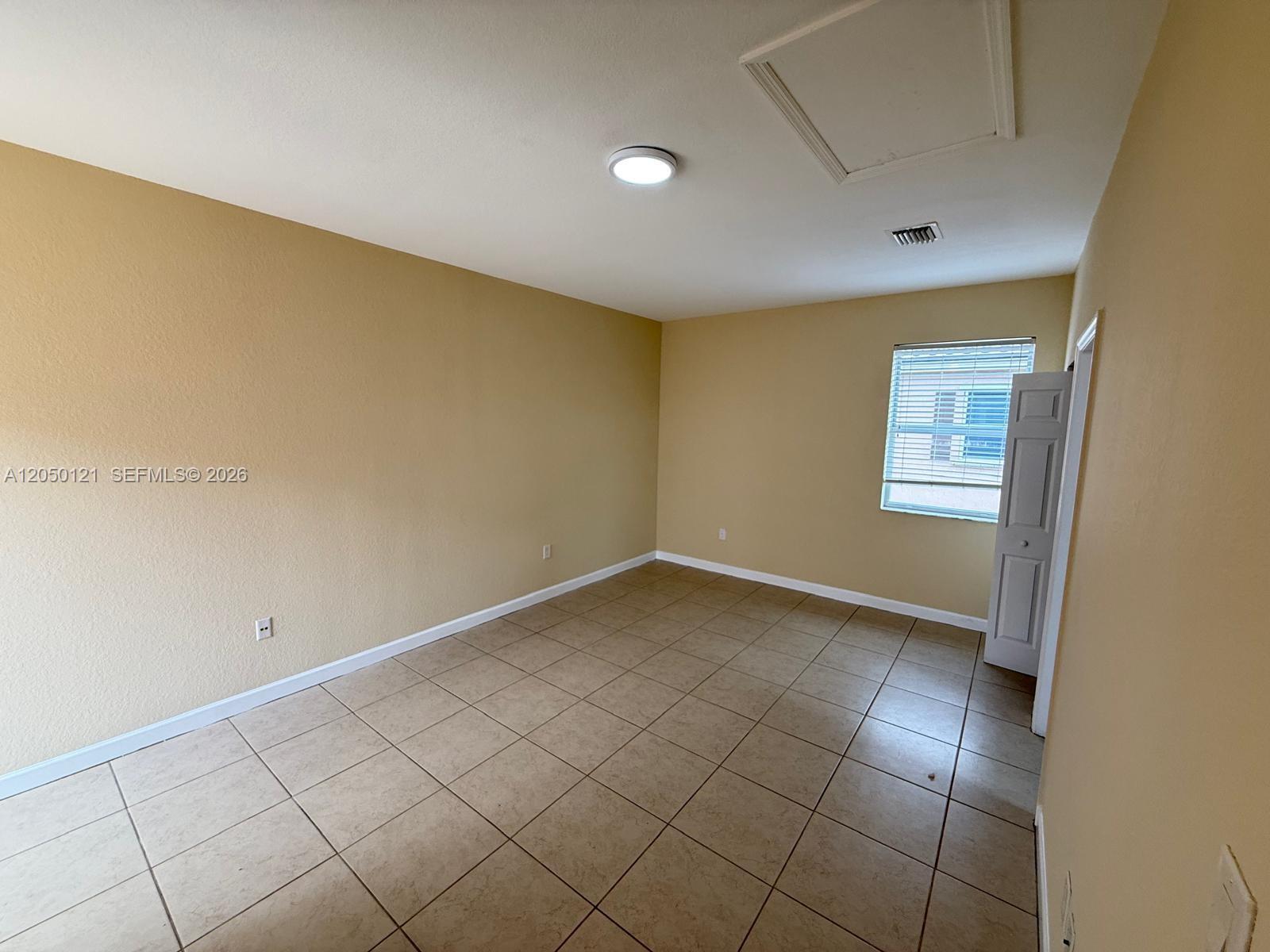 17021 Southwest 96th Street, Unit STUDIO Miami, FL 33196 - Photo 3 of 11