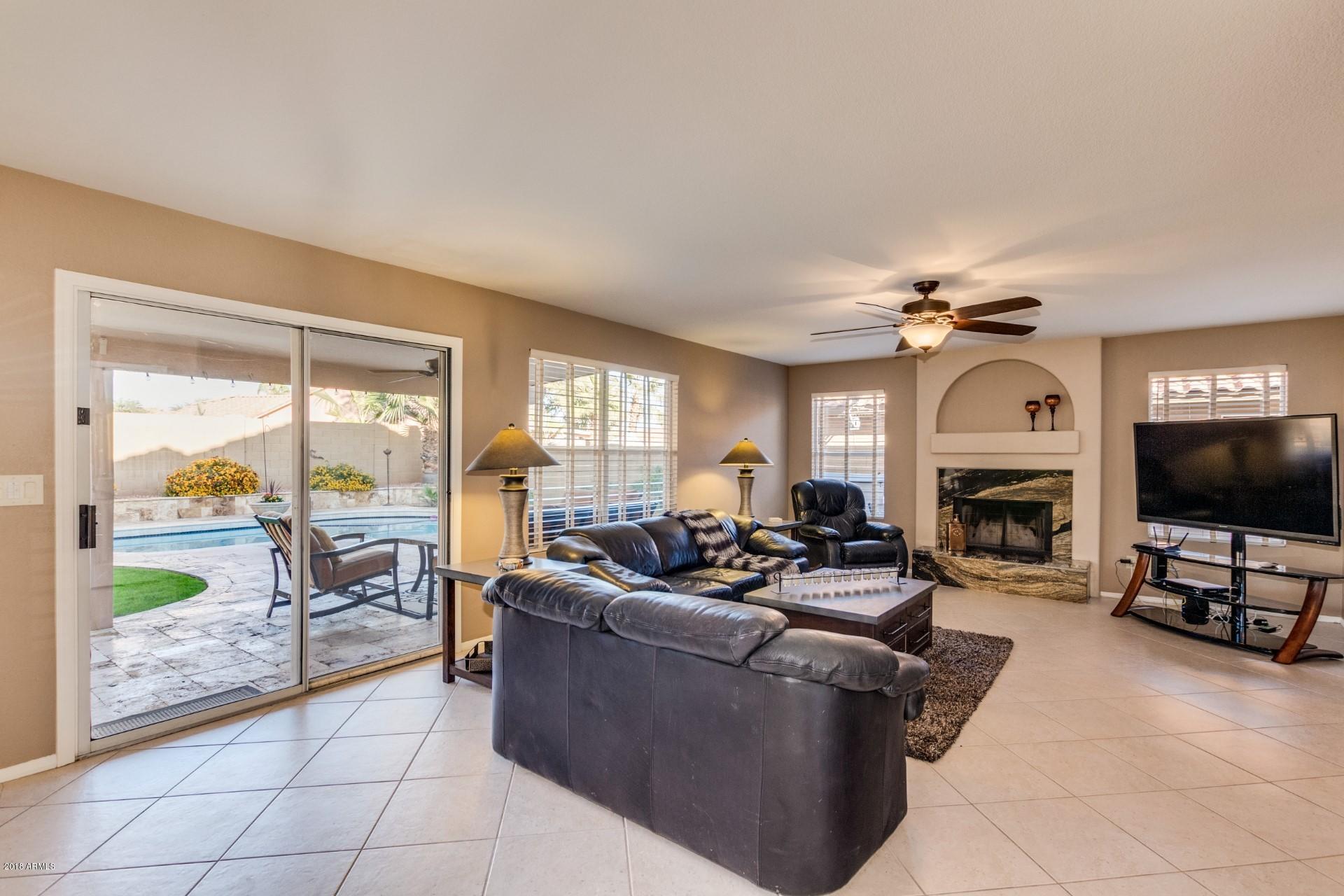 2236 East Desert Trumpet Road Phoenix, AZ 85048 - Photo 10 of 36 0011-Desert Trumpet (12)