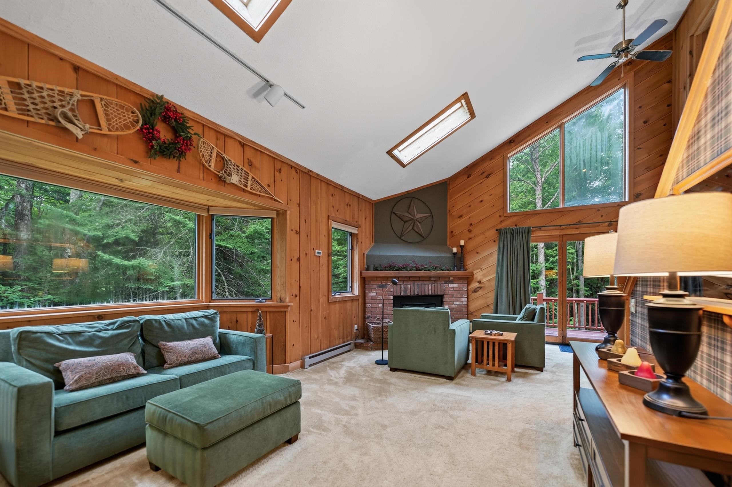 77 Villager Loop Dover, VT 05356 - Photo 2 of 31 Gallery Image 2
