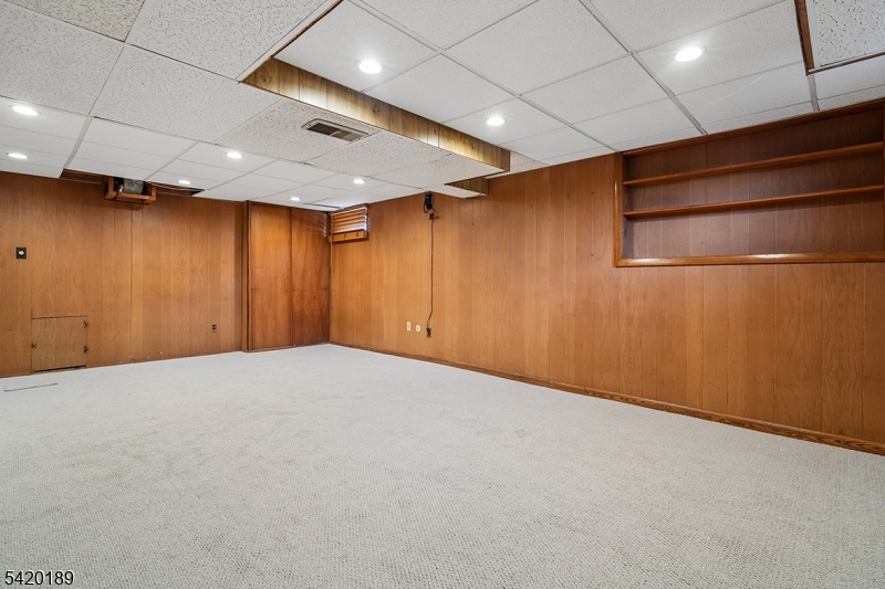 8 Edison Drive Summit, NJ 07901 - Photo 23 of 34