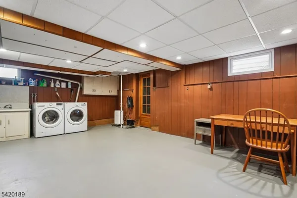 $799,000 | 8 Edison Drive, Summit, NJ 07901