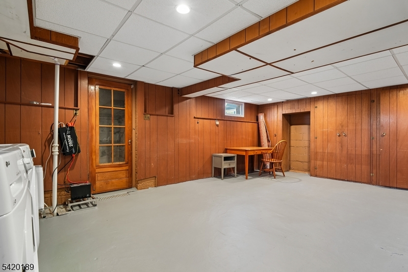 8 Edison Drive Summit, NJ 07901 - Photo 28 of 34