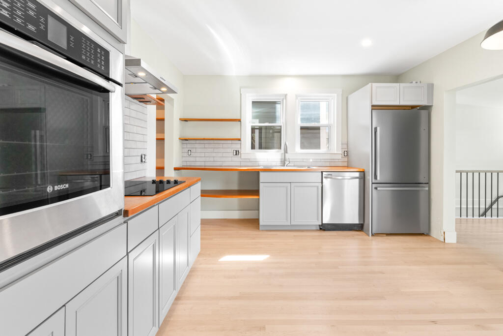 736 Forest Avenue Portland, ME 04103 - Photo 9 of 31 DSC08189