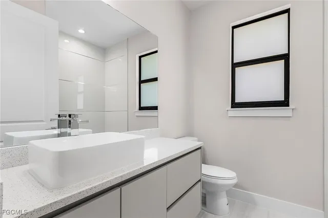 $3,300 | 1332 Desoto Boulevard South, Naples, FL 34117