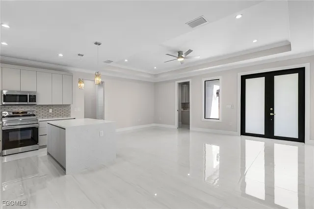 $3,300 | 1332 Desoto Boulevard South, Naples, FL 34117