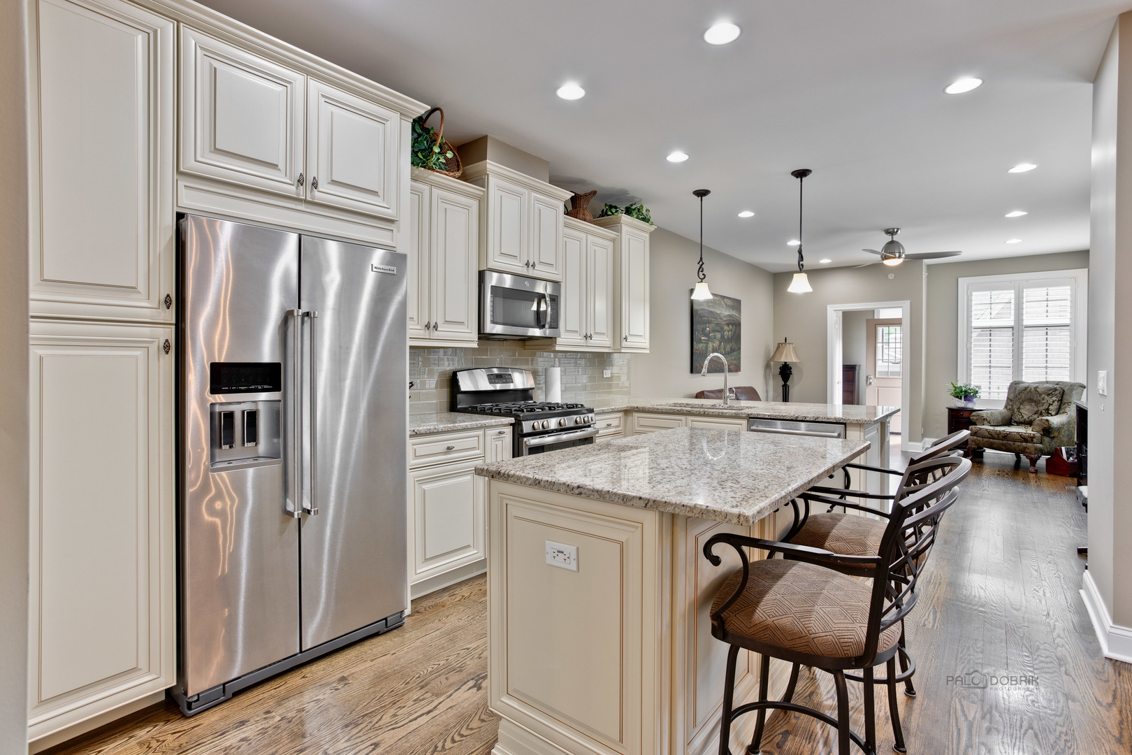 11 South Emerson Street, Unit B Mount Prospect, IL 60056 - Photo 11 of 36