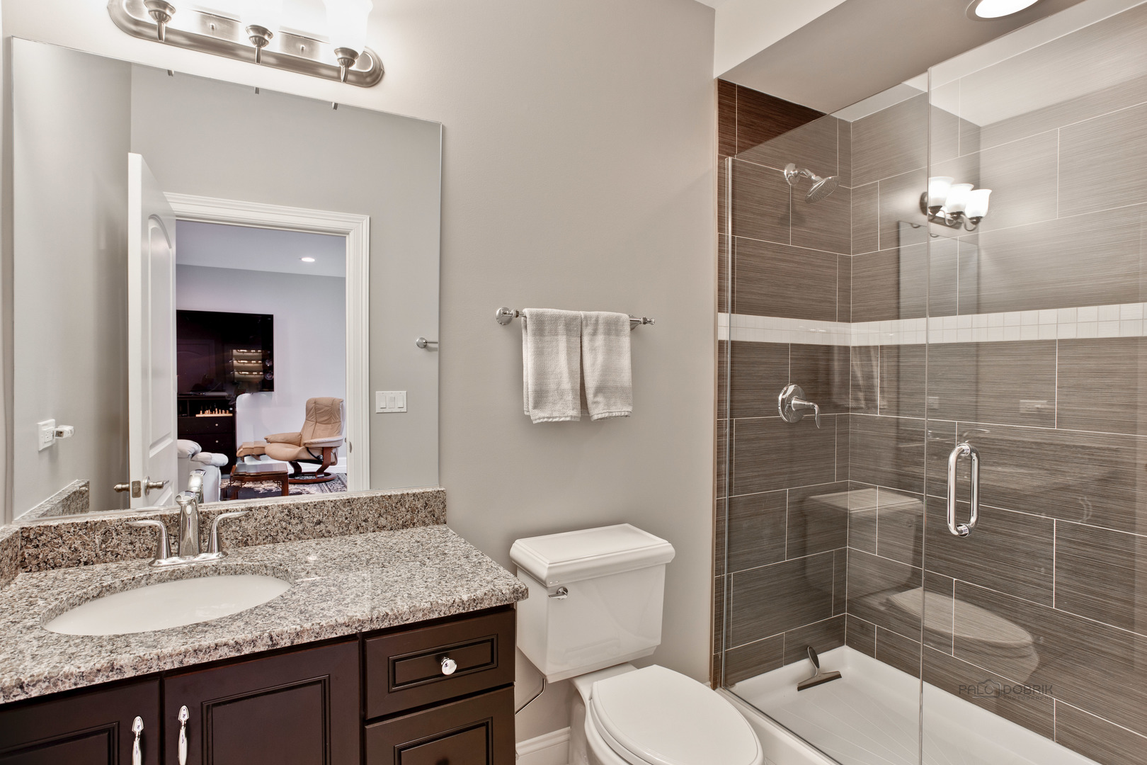 11 South Emerson Street, Unit B Mount Prospect, IL 60056 - Photo 33 of 36