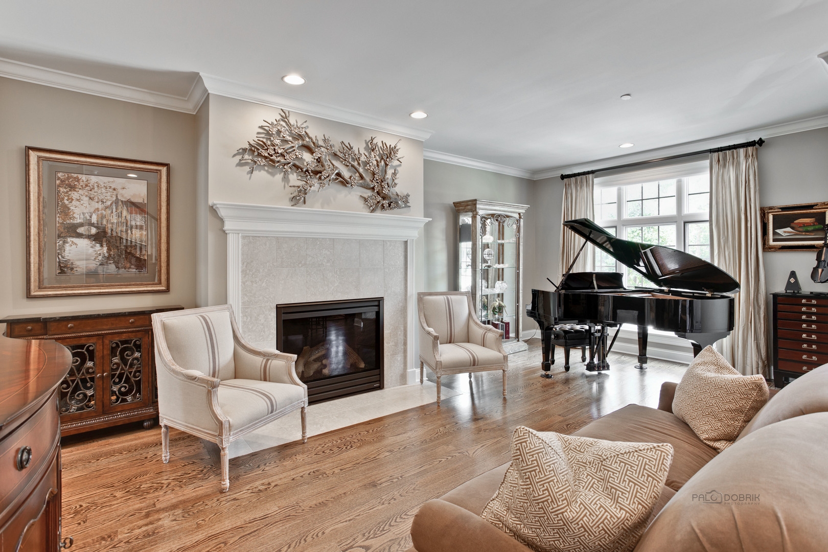 11 South Emerson Street, Unit B Mount Prospect, IL 60056 - Photo 5 of 36