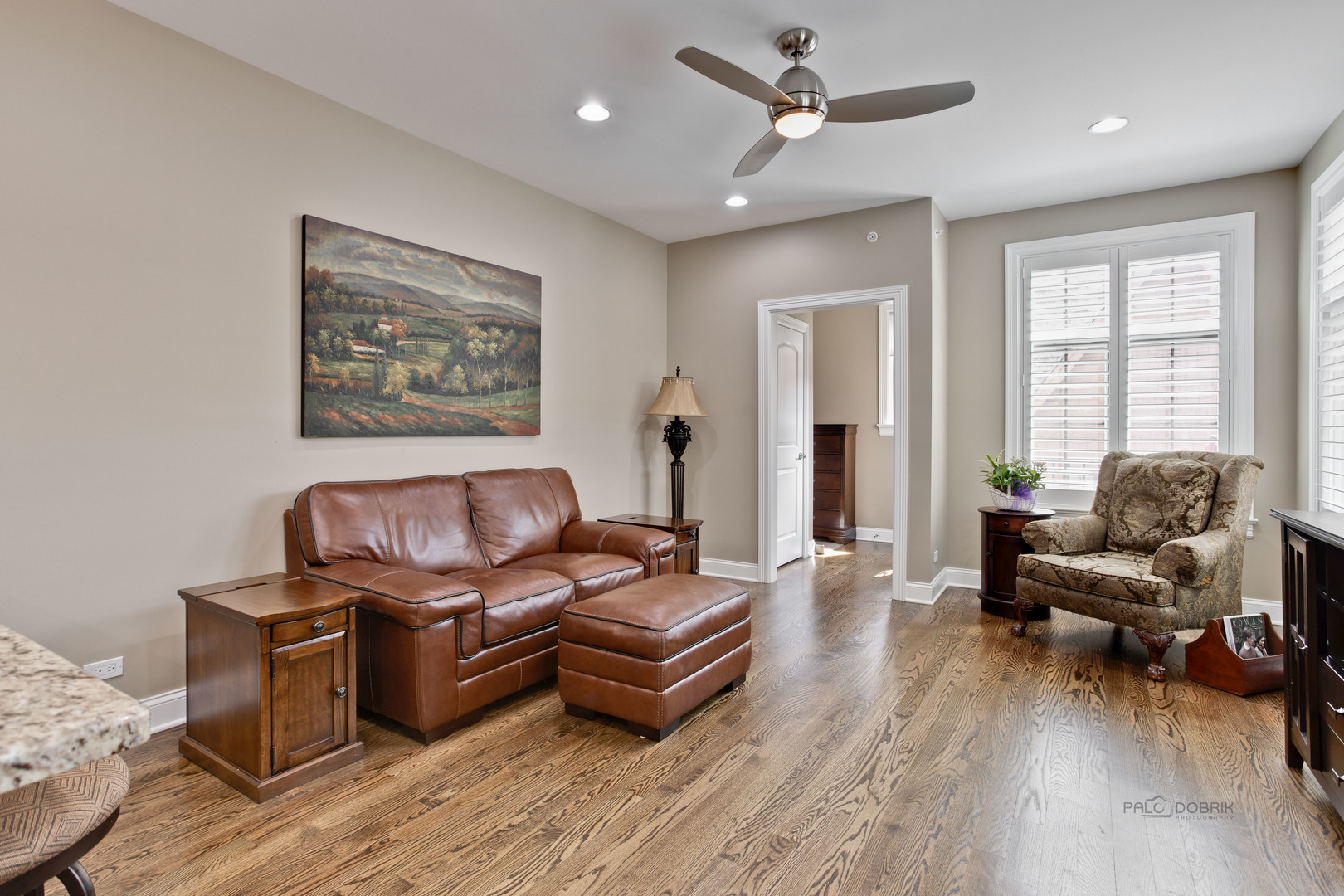 11 South Emerson Street, Unit B Mount Prospect, IL 60056 - Photo 8 of 36