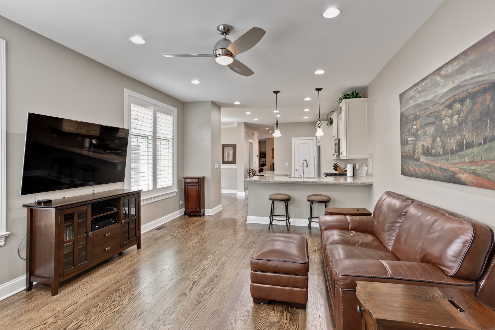 11 South Emerson Street, Unit B Mount Prospect, IL 60056 - Photo 10 of 36