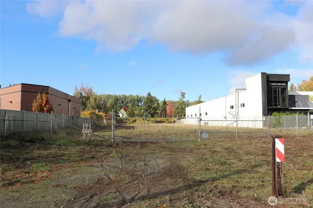 a view of a outdoor space