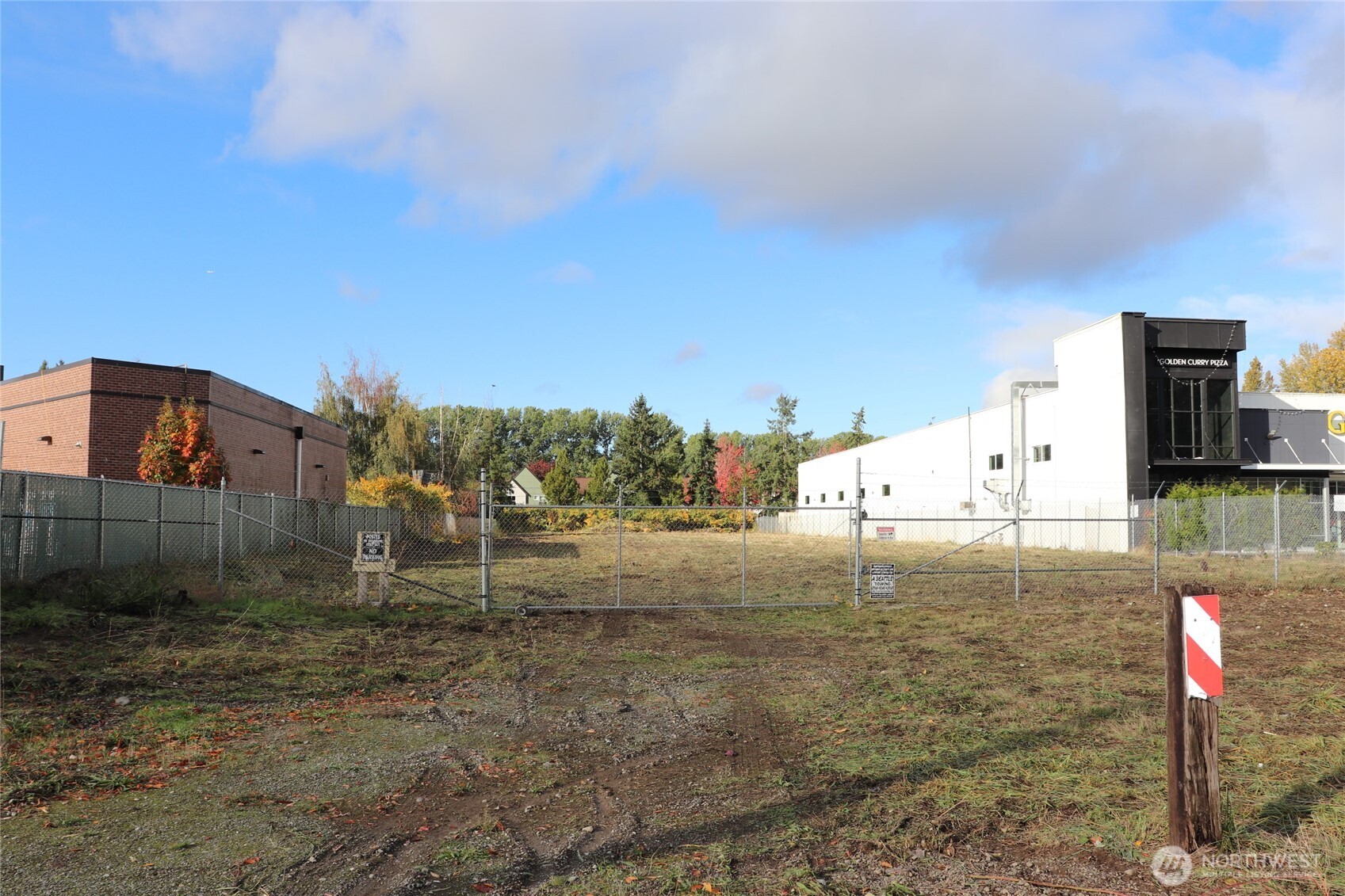 23809 West Valley Highway Kent, WA 98032 - Photo 1 of 23 a view of a outdoor space