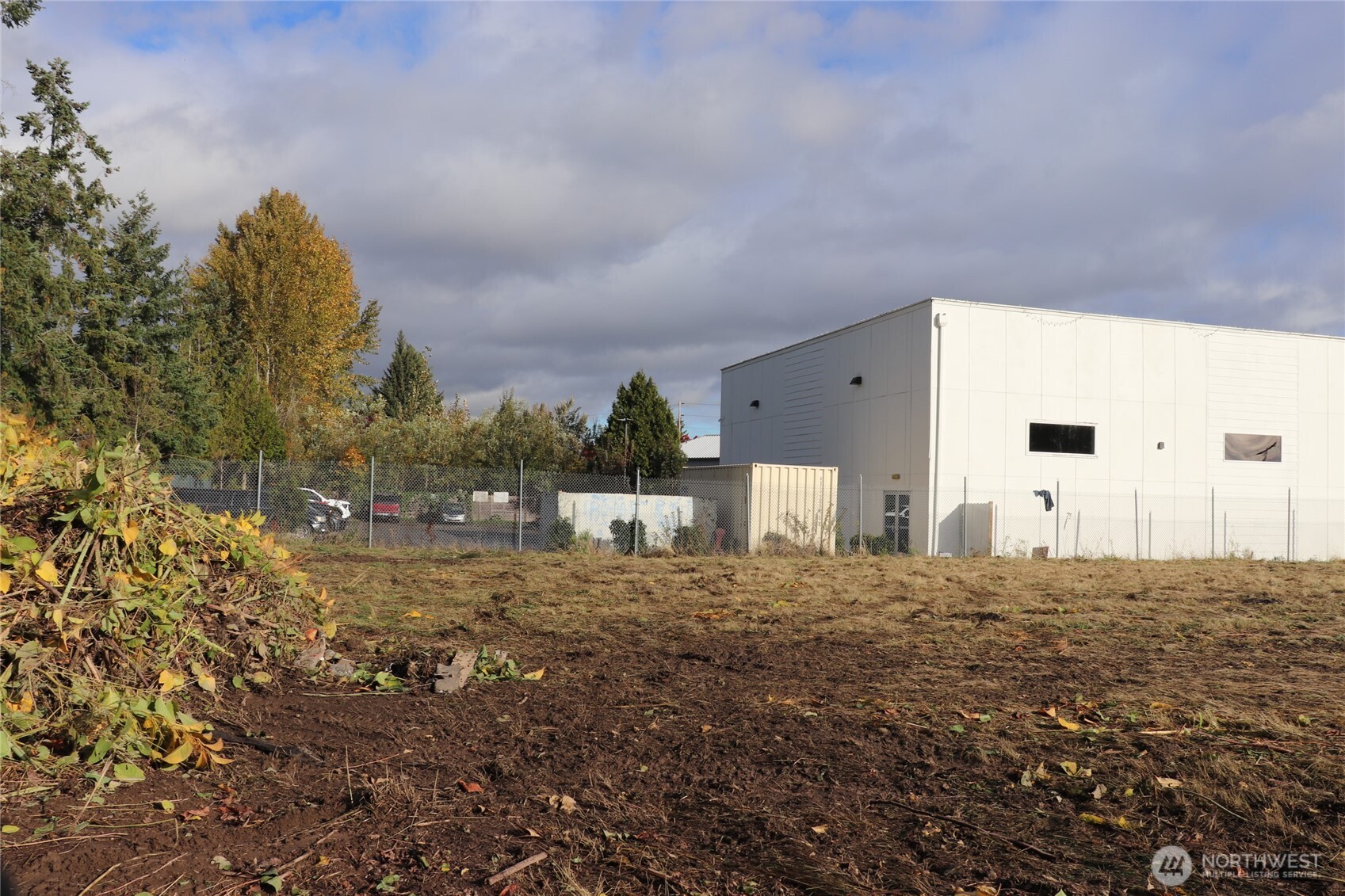 23809 West Valley Highway Kent, WA 98032 - Photo 15 of 23 a view of a house