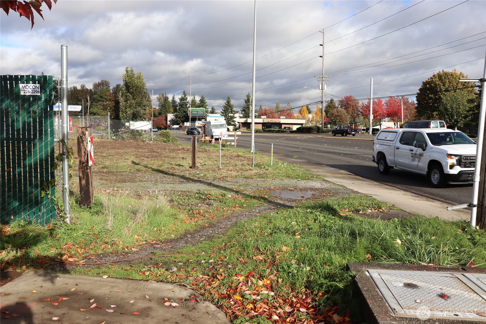 23809 West Valley Highway Kent, WA 98032 - Photo 19 of 23 a view of outdoor space with garden view