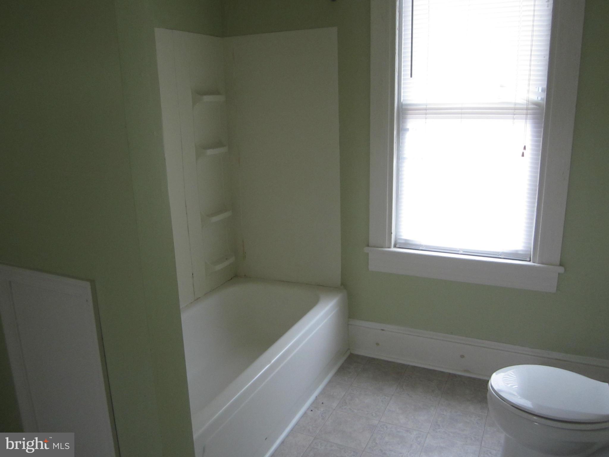 412 Central Avenue Ridgely, MD 21660 - Photo 14 of 17 Bath