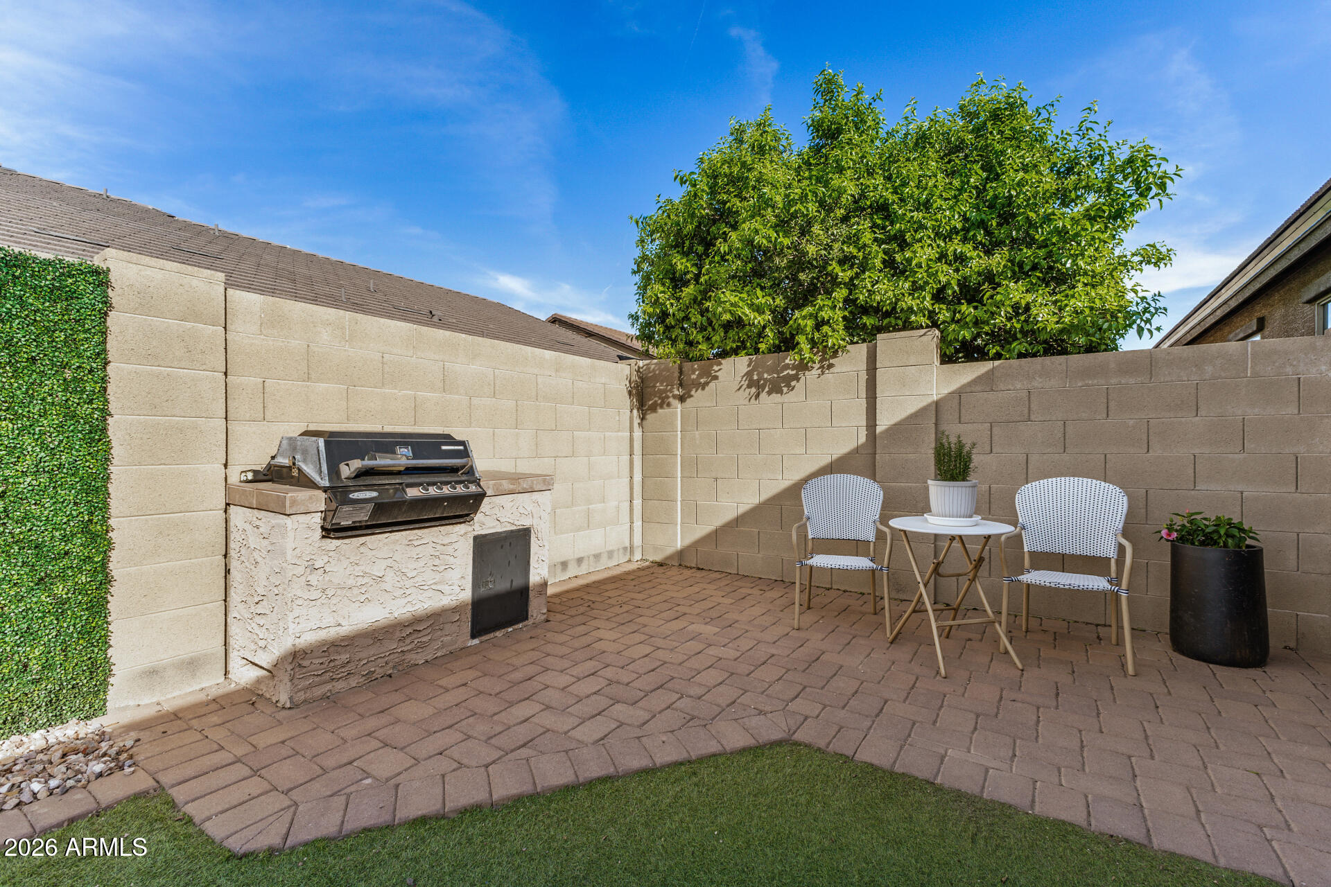 2725 East Mine Creek Road, Unit 1101 Phoenix, AZ 85024 - Photo 31 of 43 a house view with a seating space