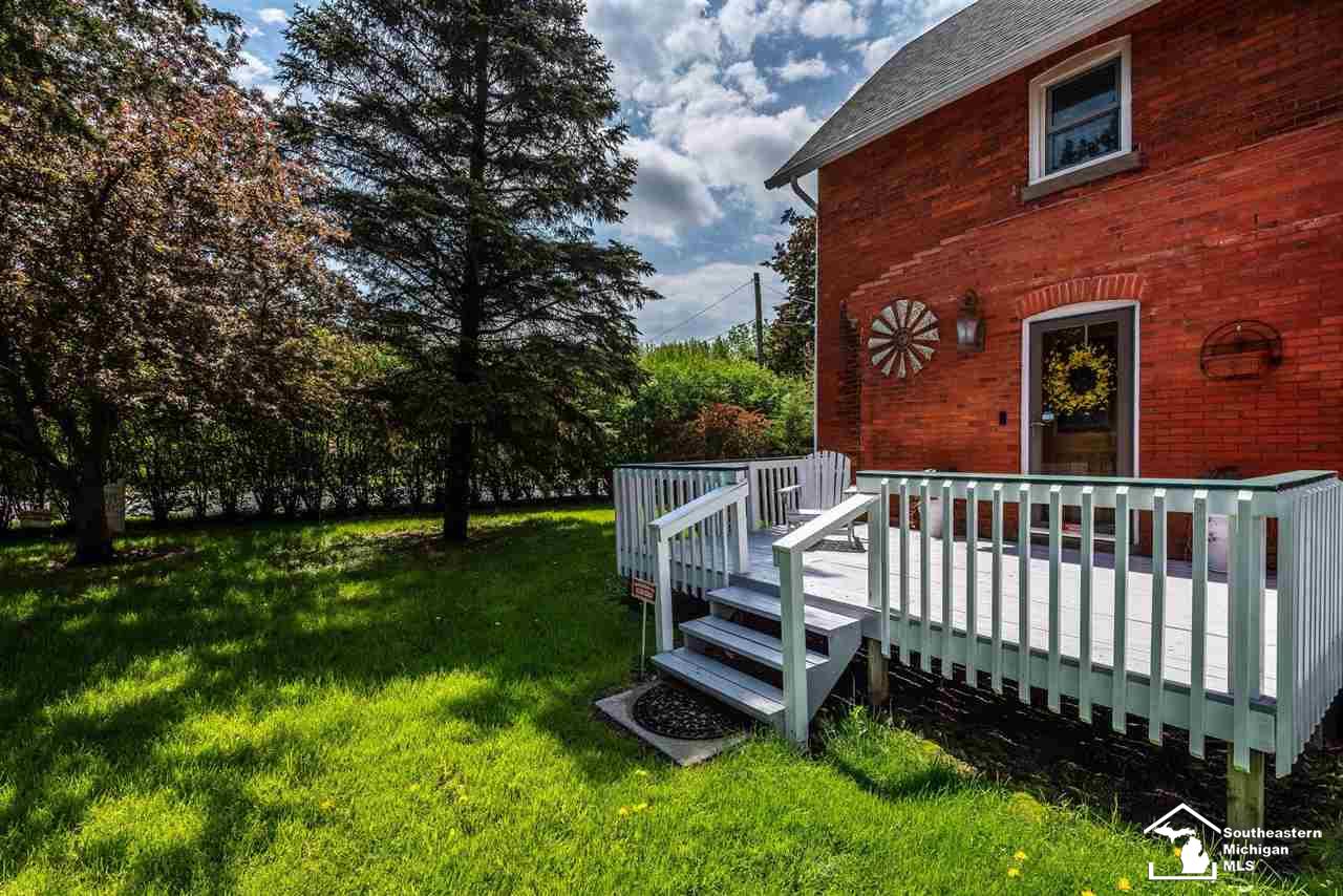 11293 North Telegraph Road Carleton, MI 48117 - Photo 30 of 69 50074985-29.JPG