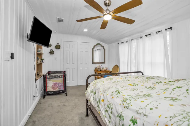 $319,000 | 631 Clear Lake Road, Clear Lake Shores, TX 77565