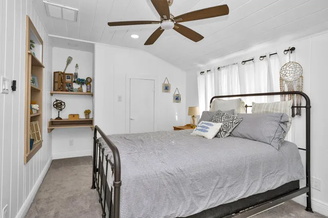 $319,000 | 631 Clear Lake Road, Clear Lake Shores, TX 77565