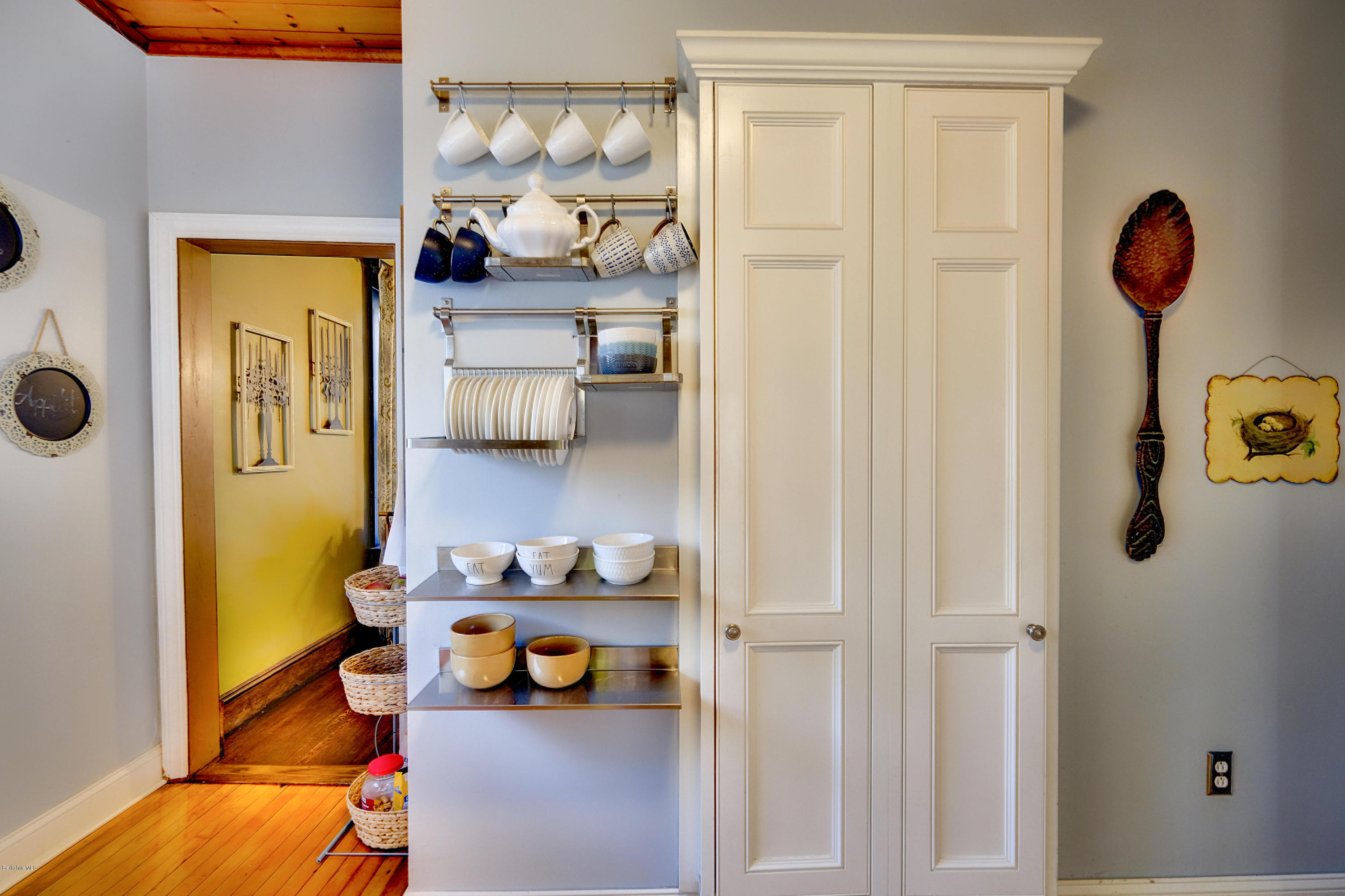 32 Northumberland Road Pittsfield, MA 01201 - Photo 22 of 62 DSCF4202-1