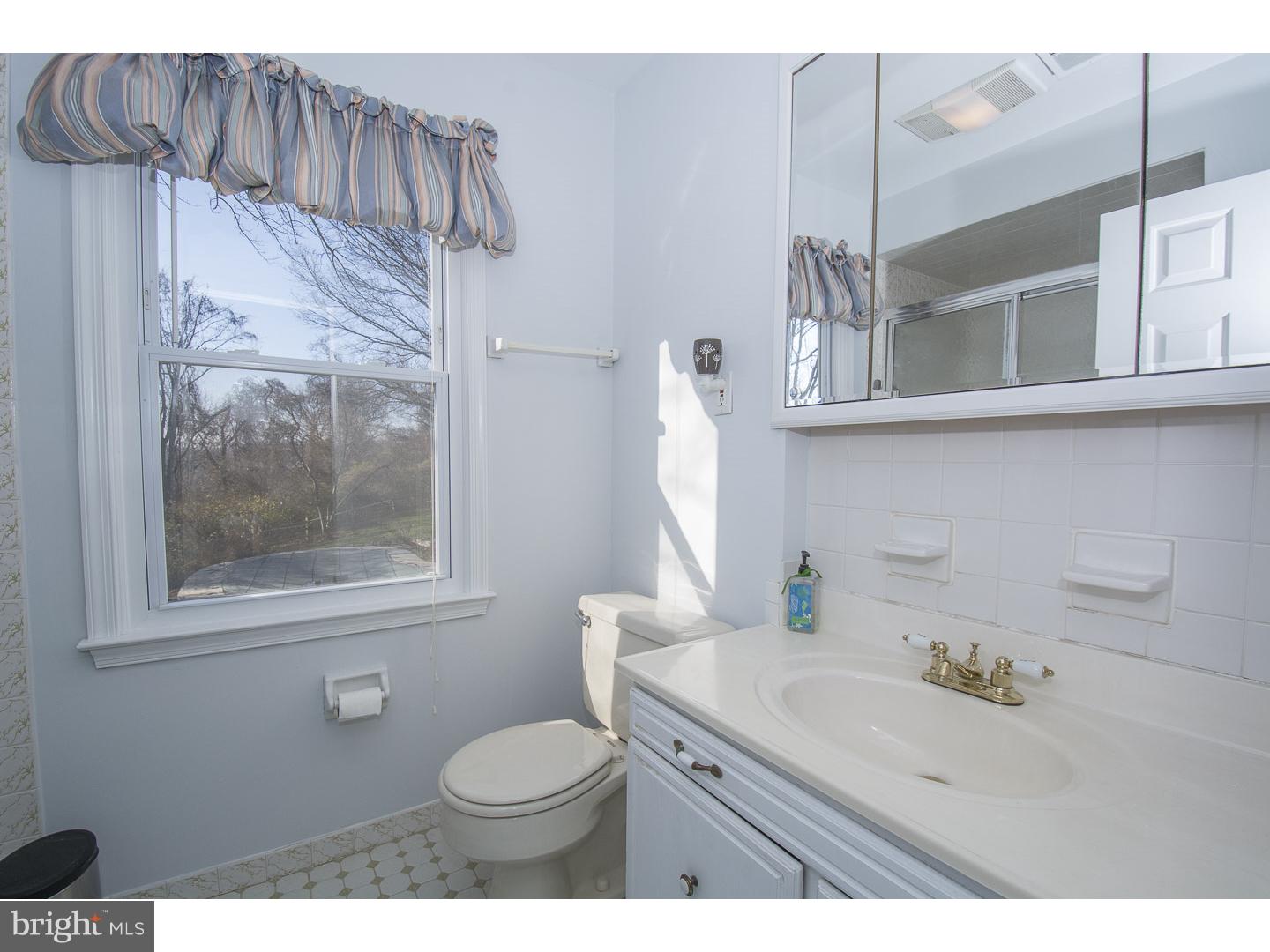 304 Dutton Mill Road West Chester, PA 19380 - Photo 17 of 25 Bathroom