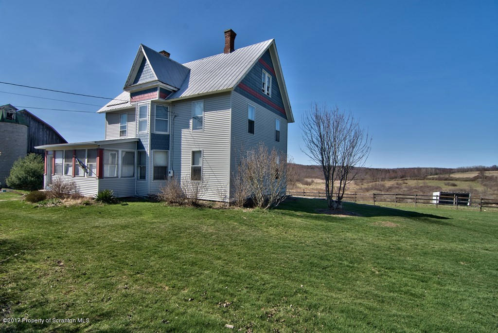 515 Amasa Road Factoryville, PA 18419 - Photo 3 of 62 Gallery Image 3