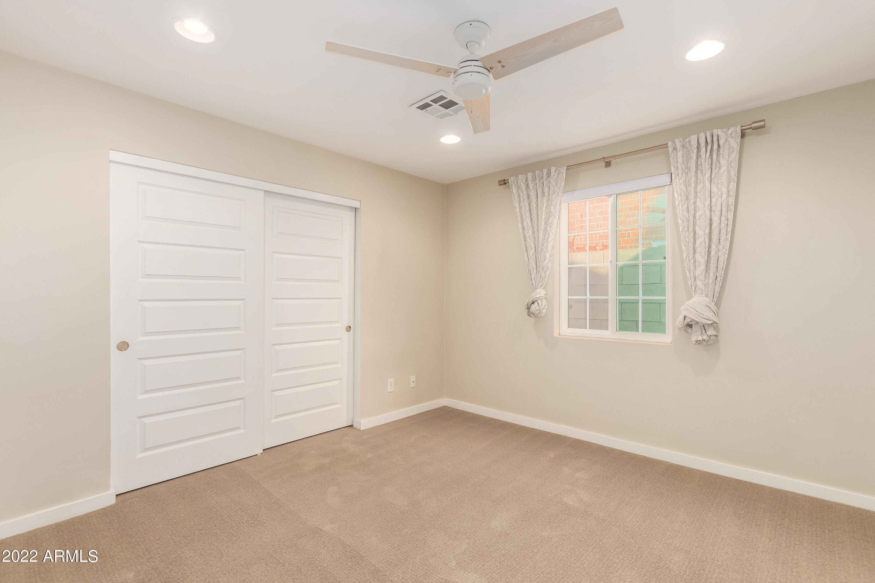 340 West Roma Avenue Phoenix, AZ 85013 - Photo 25 of 54 32 - Roma