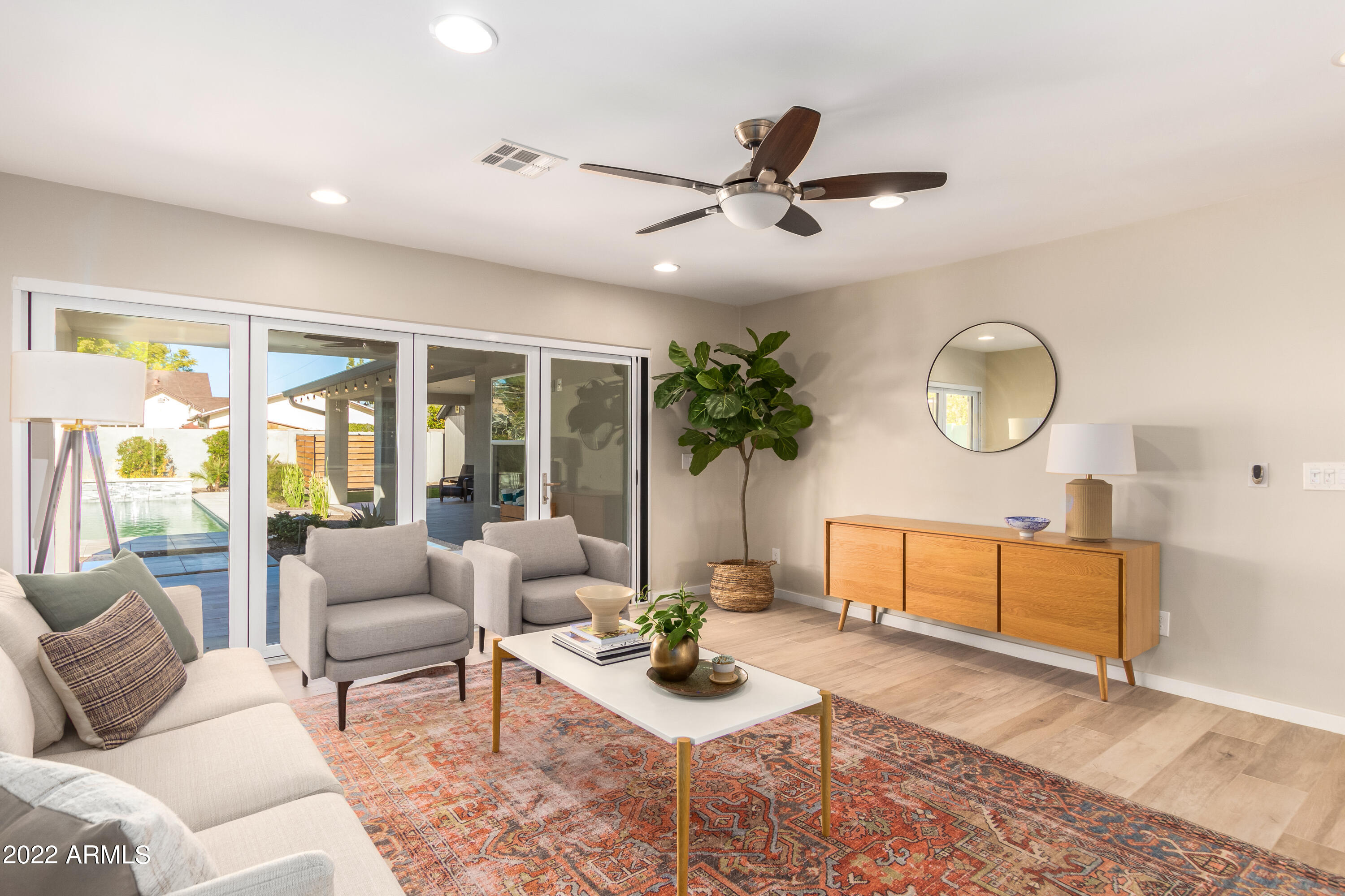 340 West Roma Avenue Phoenix, AZ 85013 - Photo 3 of 54 12 - Roma