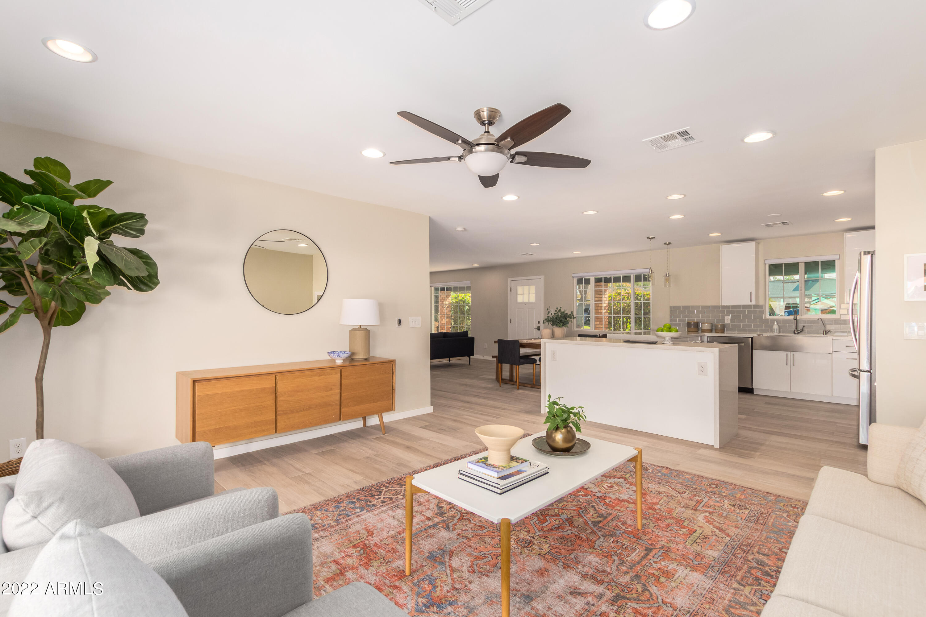 340 West Roma Avenue Phoenix, AZ 85013 - Photo 4 of 54 10 - Roma