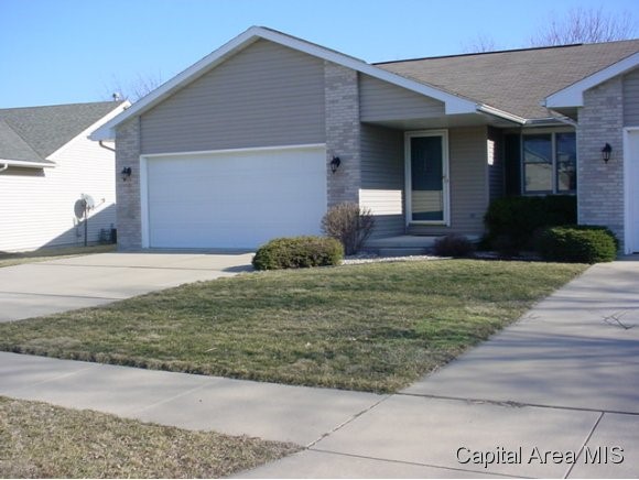 2204 Cormorant Drive Springfield, IL 62711 - Photo 1 of 19 Gallery Image 1
