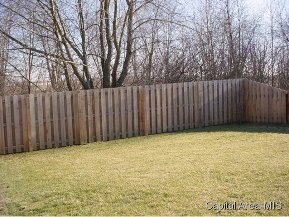 2204 Cormorant Drive Springfield, IL 62711 - Photo 17 of 19 Gallery Image 17