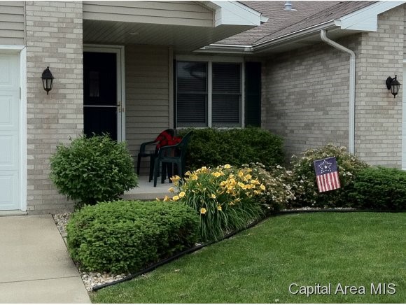 2204 Cormorant Drive Springfield, IL 62711 - Photo 2 of 19 Gallery Image 2