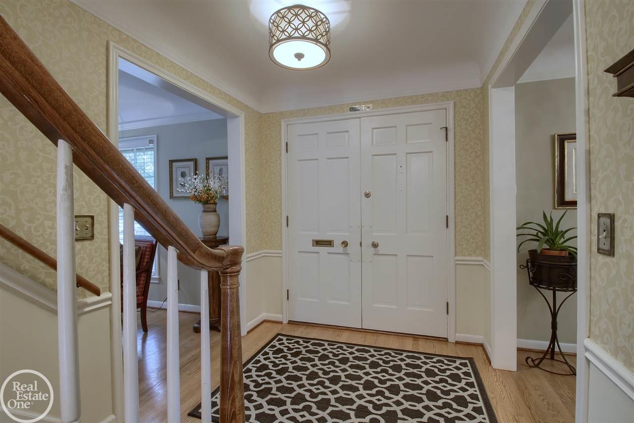 1178 Harvard Road Grosse Pointe, MI 48230 - Photo 4 of 26 31323127-3.JPG