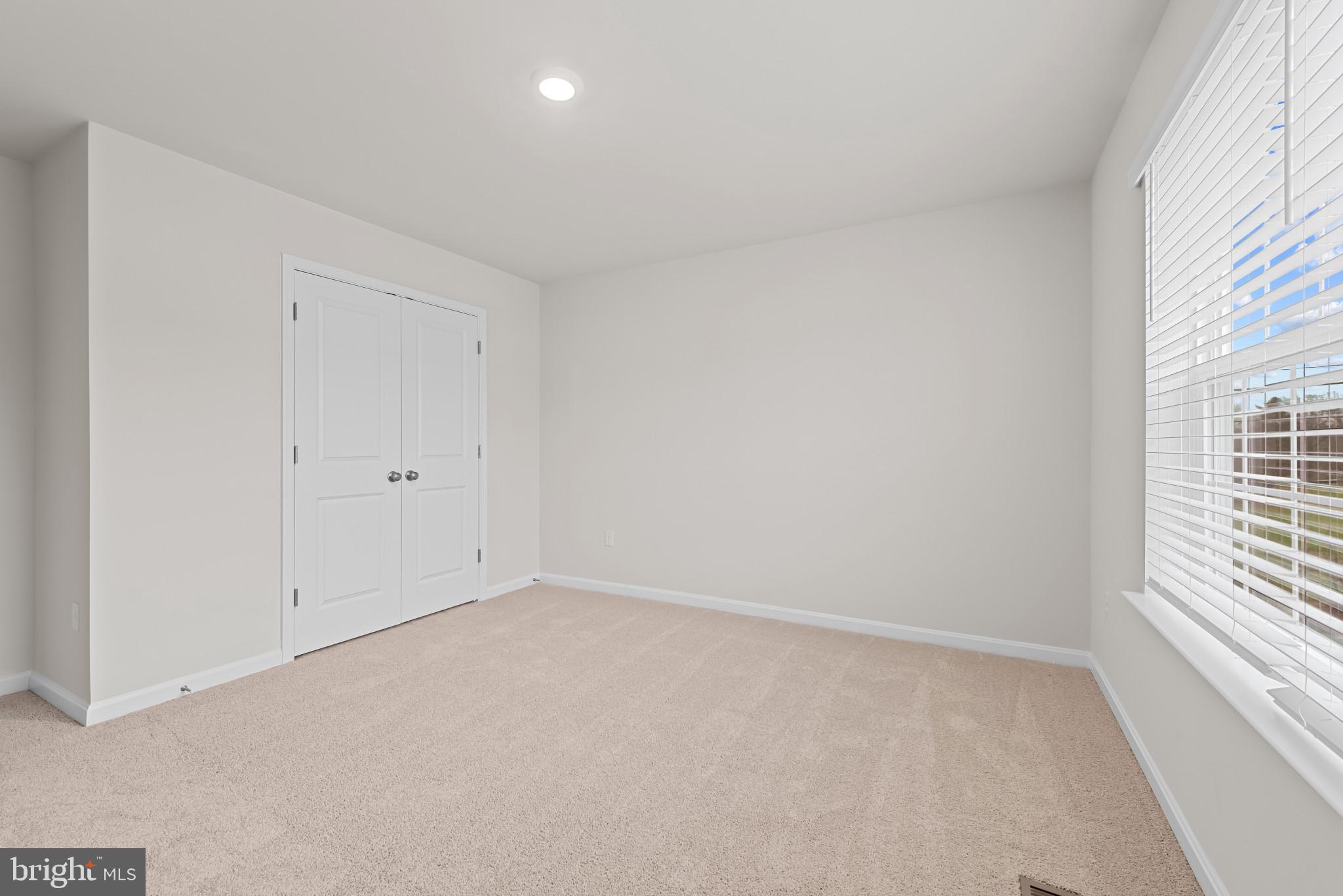 1 Comes Rdg Court Rosedale, MD 21237 - Photo 18 of 35