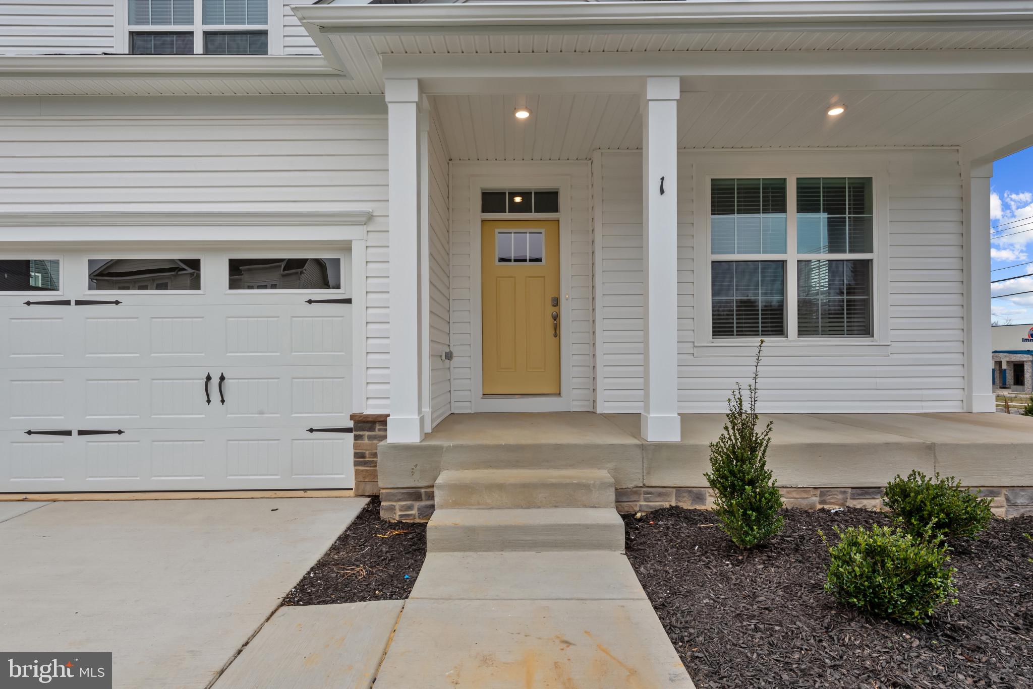 1 Comes Rdg Court Rosedale, MD 21237 - Photo 3 of 35