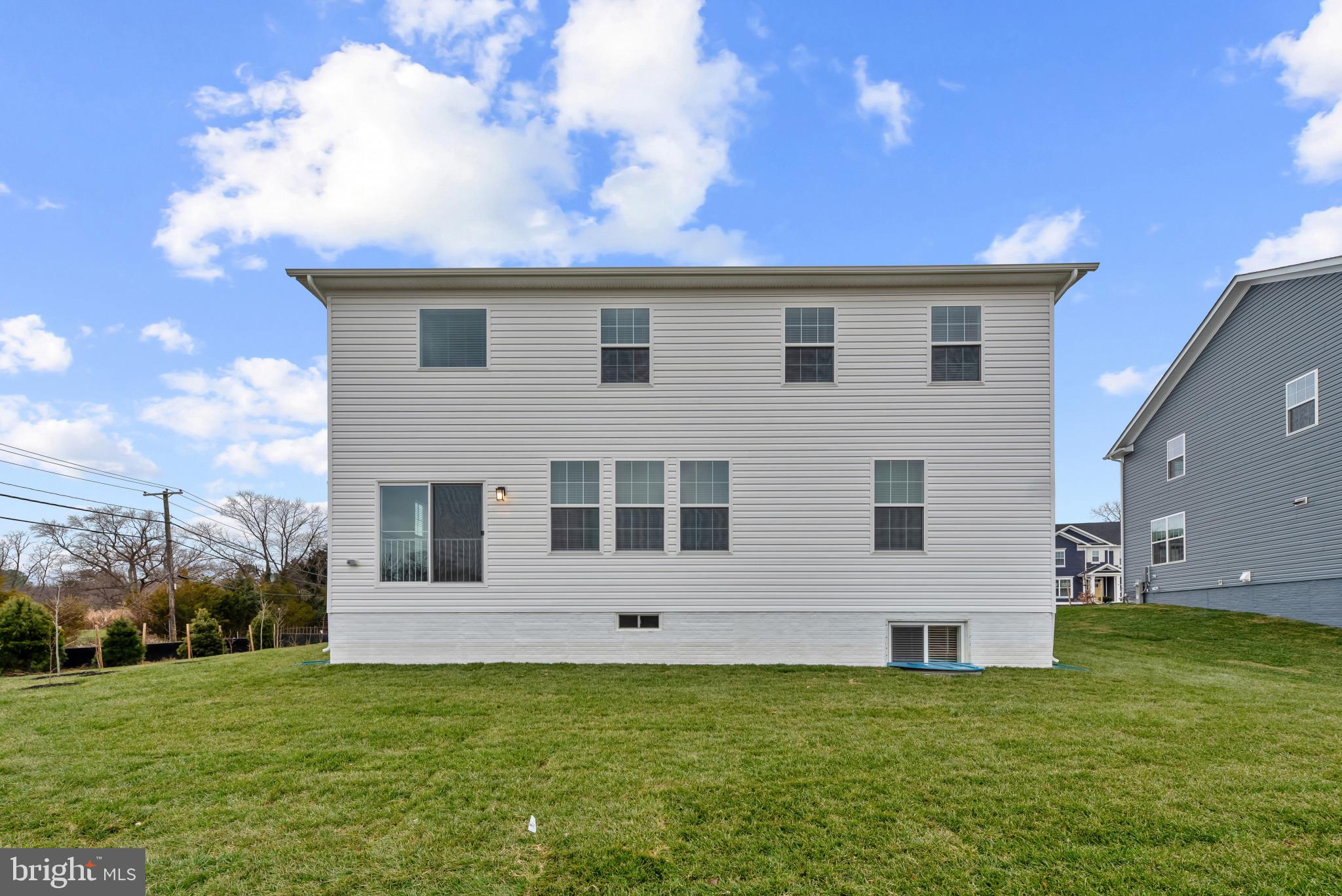 1 Comes Rdg Court Rosedale, MD 21237 - Photo 34 of 35