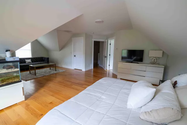 $2,295,000 | 25 Fosters Drive, Dover, NH 03820