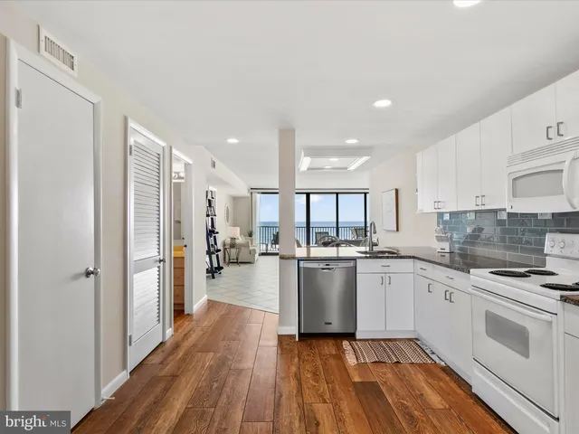 $1,190,000 | 501 North Edgewater House Road, Unit 501N, Bethany Beach, DE 19930