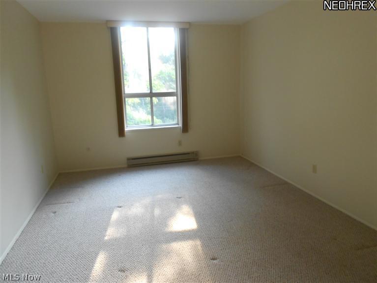3066 Kent Road, Unit 302B Stow, OH 44224 - Photo 18 of 24